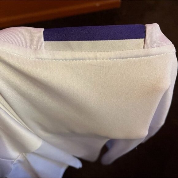 REAL MADRID SOCCER JERSEY FLY EMIRATES - Picture 5 of 7